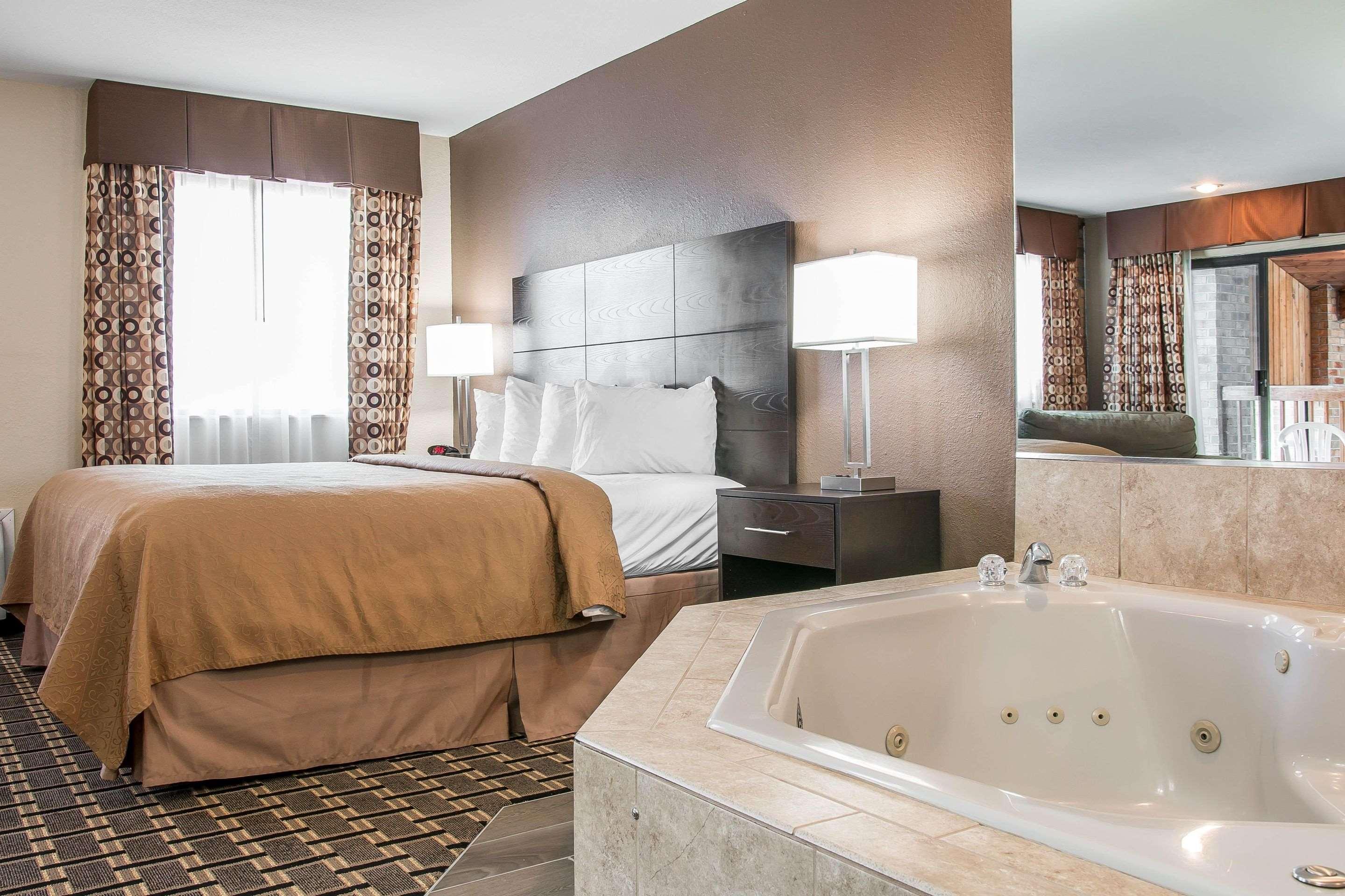 Quality Inn Grand Rapids South-Byron Center Cutlerville Ngoại thất bức ảnh